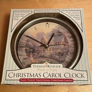 Winter Themed Clock that plays Christmas carols!